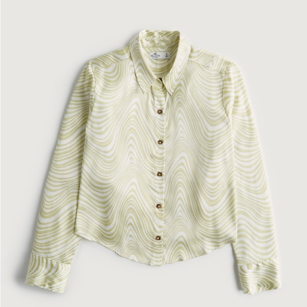 hollister long sleeve satin shirt in light green print